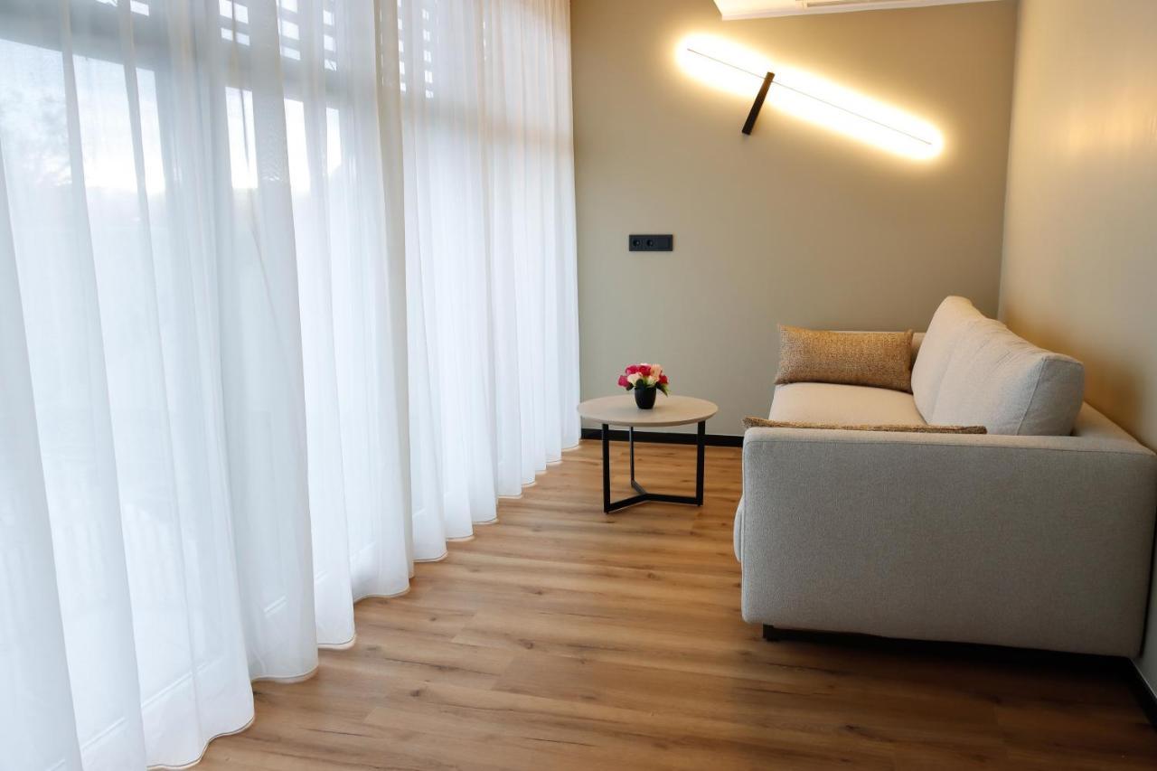 Hotel Wehra Wehr  Екстериор снимка